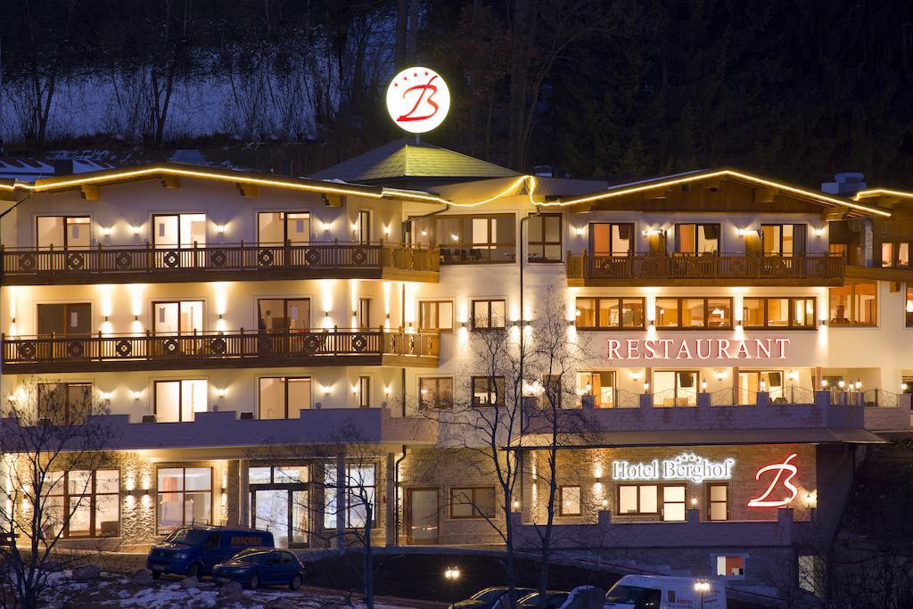 Hotel Berghof Зёлль Экстерьер фото